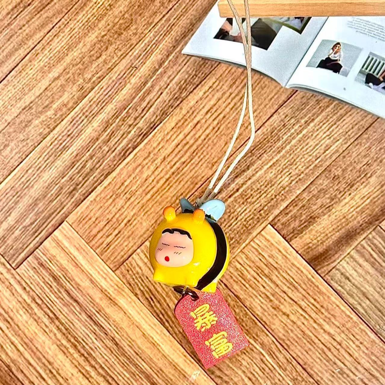 Crayon Shin-chan Bee Cosplay F - Car Accessories For Inside ulasan dan harga
